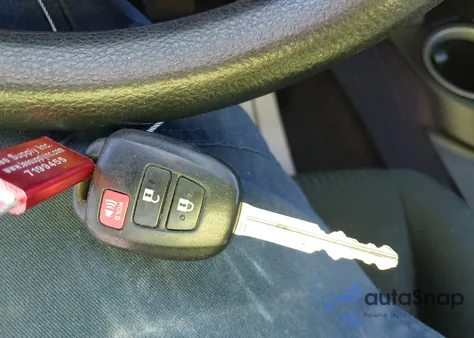 2017 Toyota Rav4 Le z USA, uszkodzony, nr VIN 2T3BFREV7HW544423